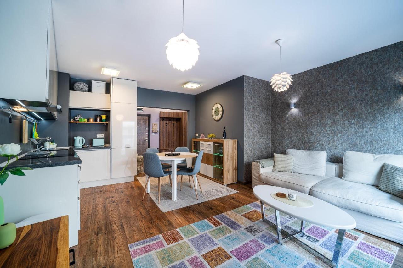 Colibri Central Apartment Варна Экстерьер фото