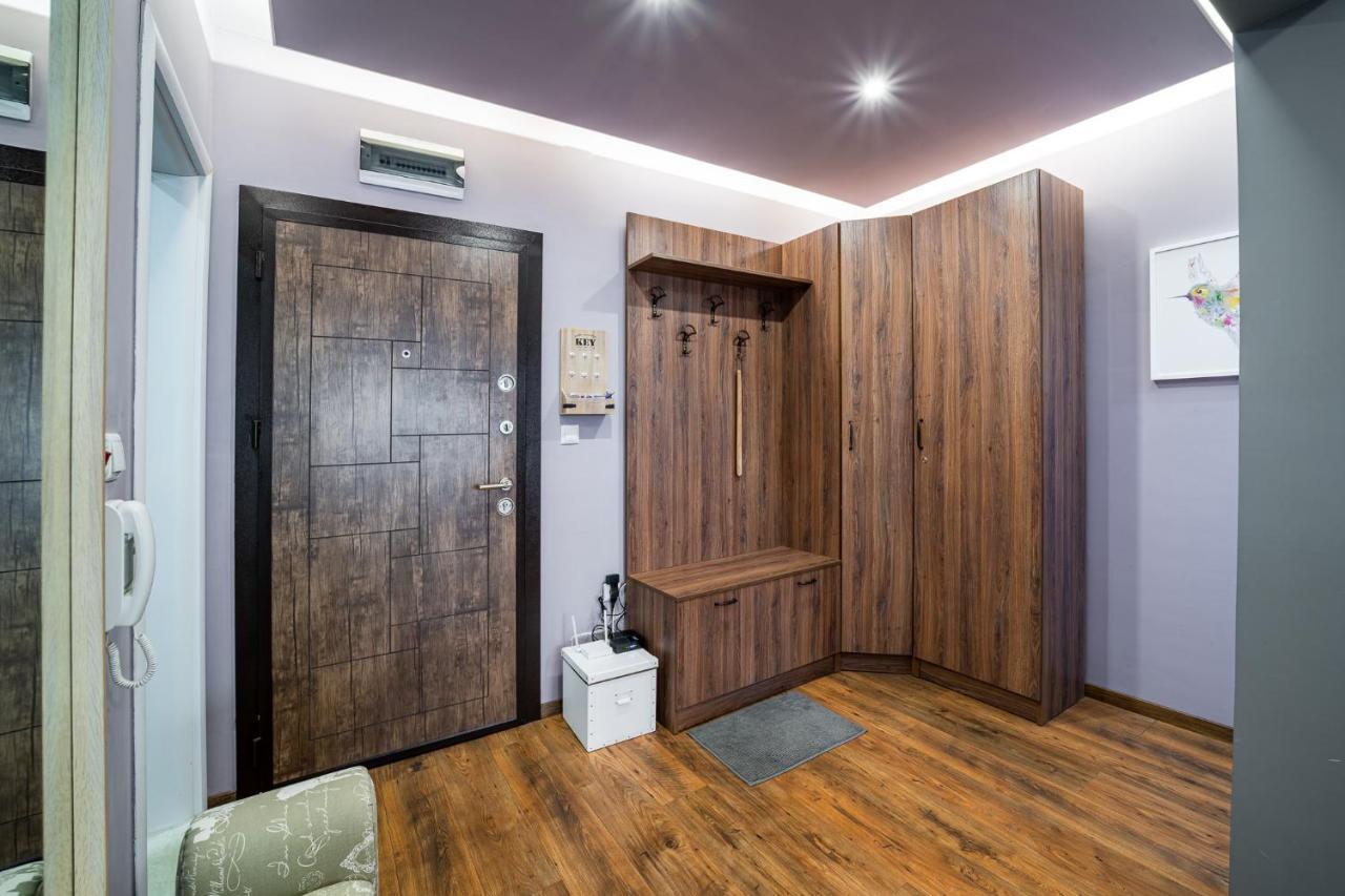 Colibri Central Apartment Варна Экстерьер фото