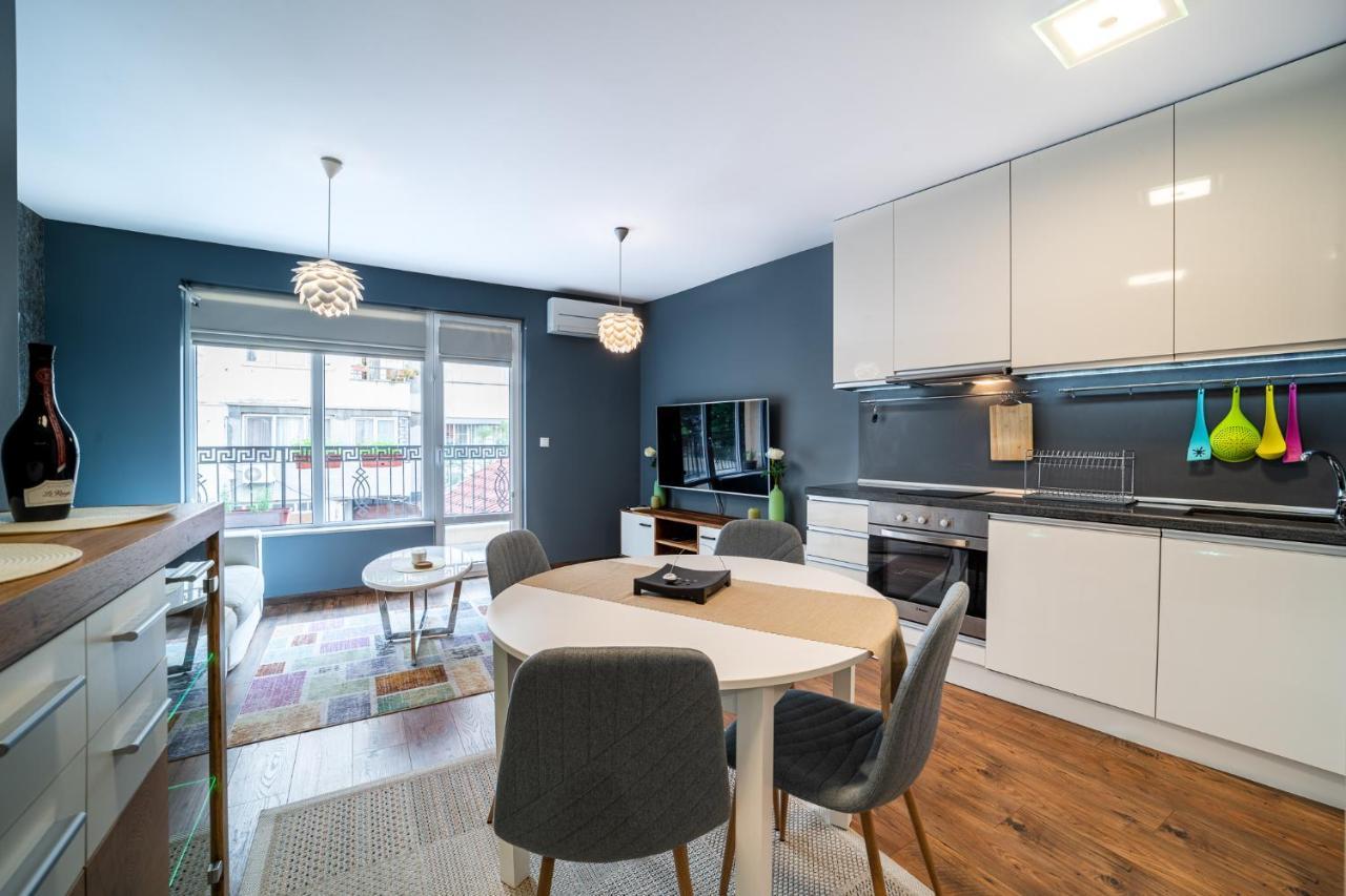 Colibri Central Apartment Варна Экстерьер фото